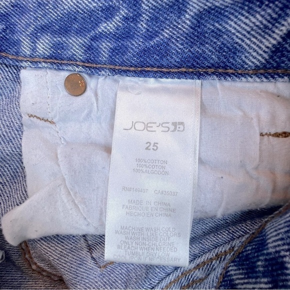 Joe’s Jeans - Distressed Bermuda Blue Jean Shorts - Size 25 - Picture 9 of 9
